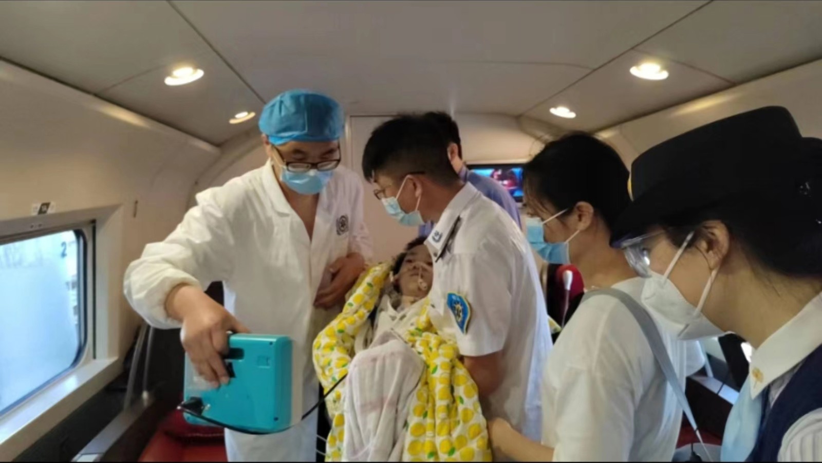 巴青县专业高铁转运